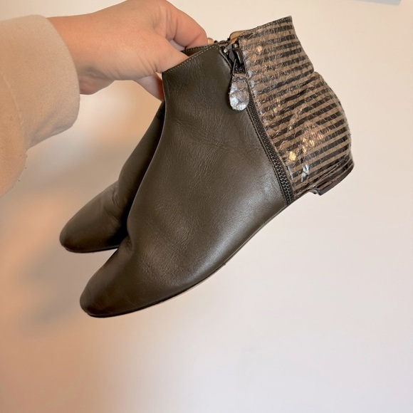 Chrissie Morris Mixed Leather Snakeskin Double Zipper Booties Size 40 - Picture 3 of 9